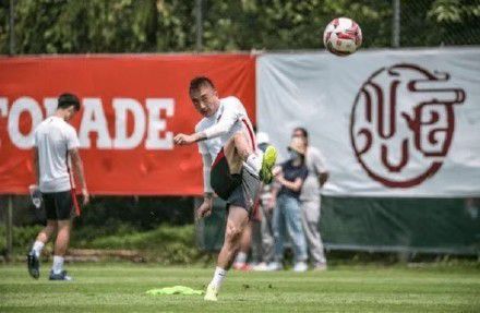 在线伊人网